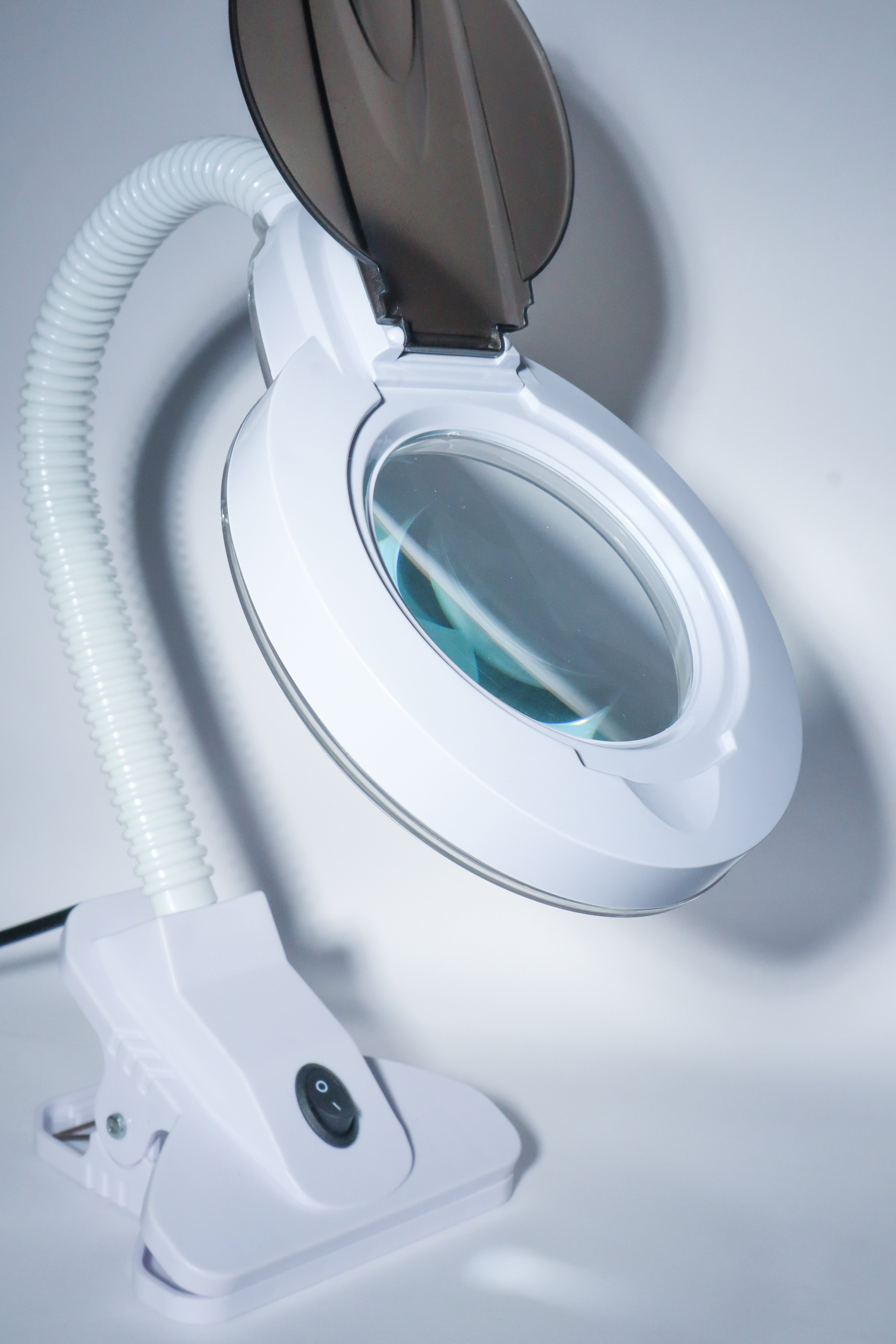 Lampara lupa portátil