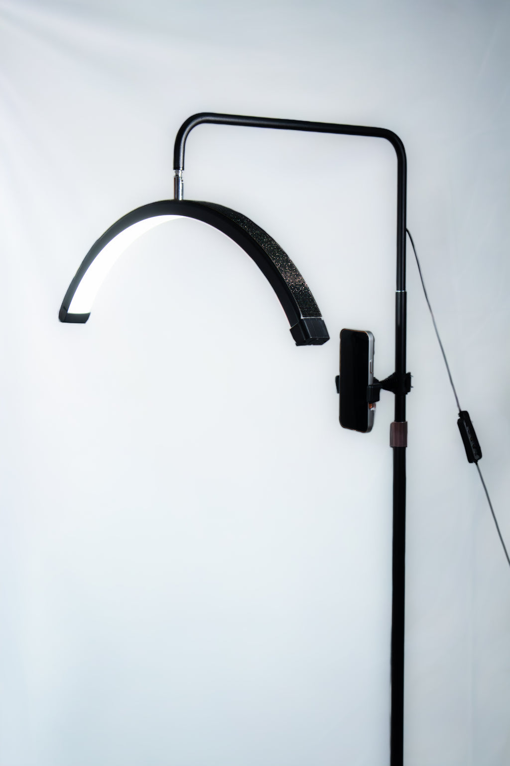 Lampara media luna con brillos