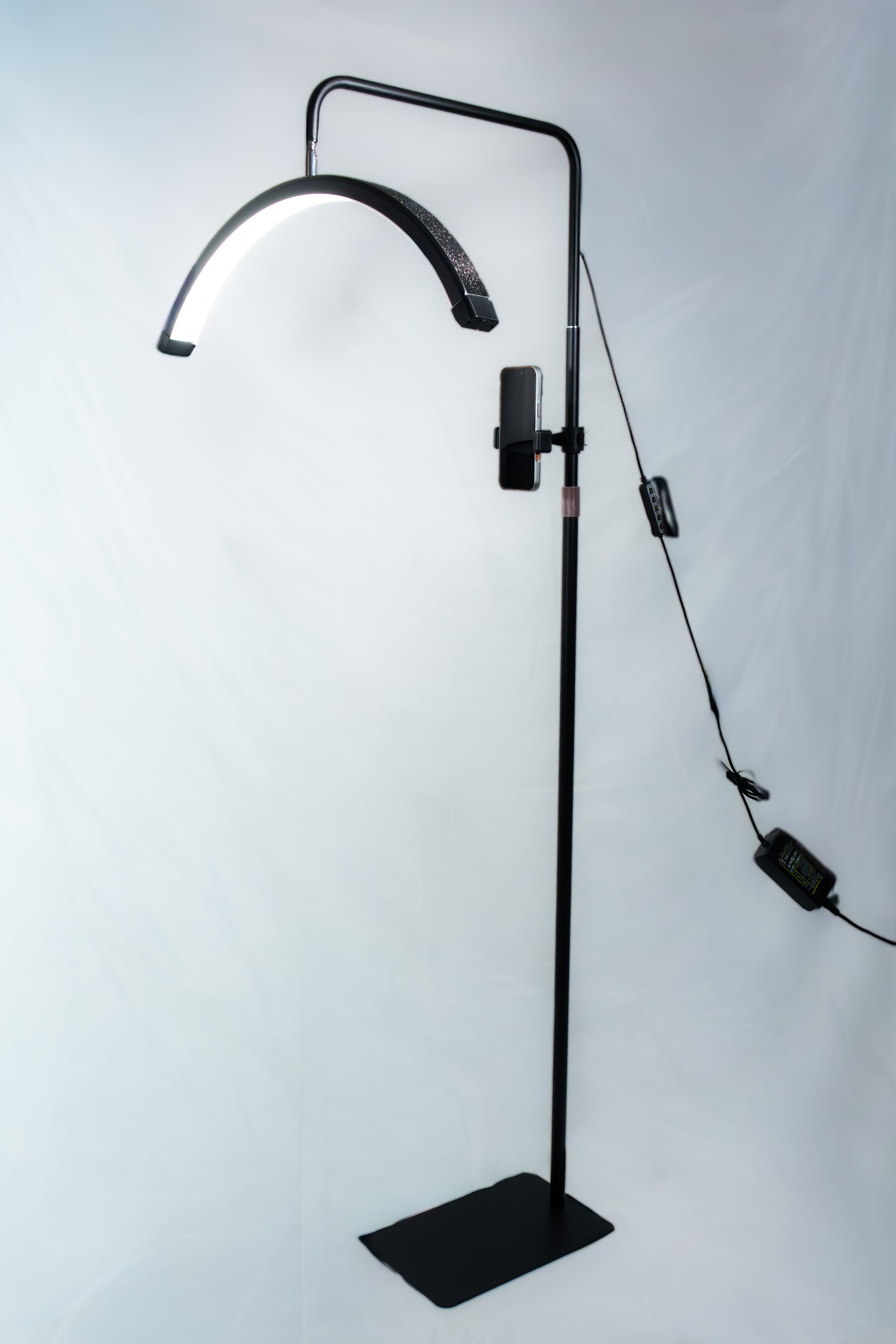 Lampara media luna con brillos